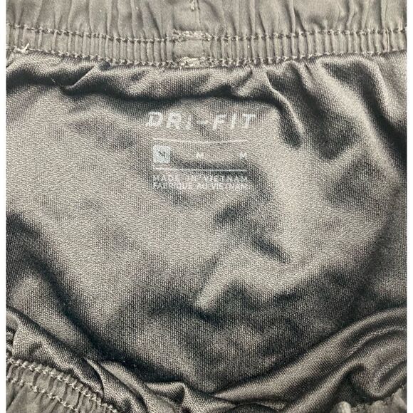 Nike tempo dri fit running shorts in black heather/wolf grey - Picture 8 of 8